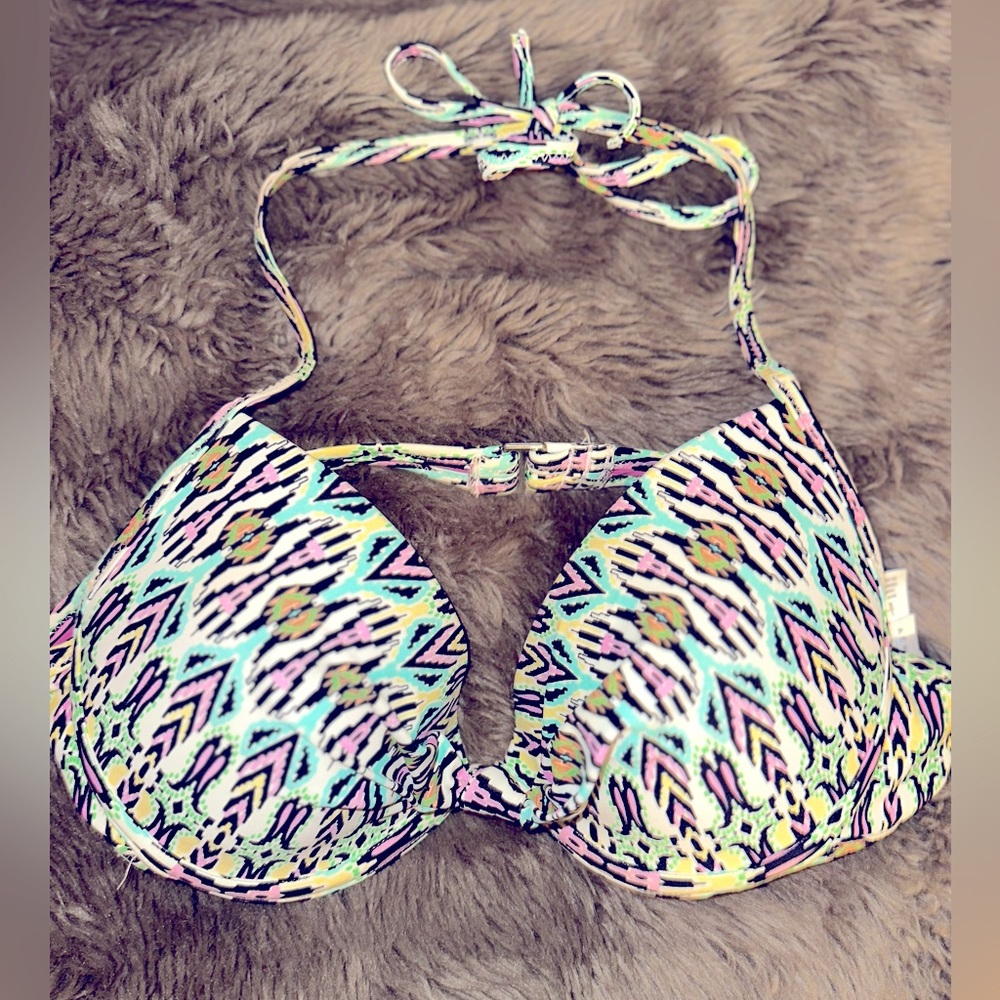 Aeropostale swim top